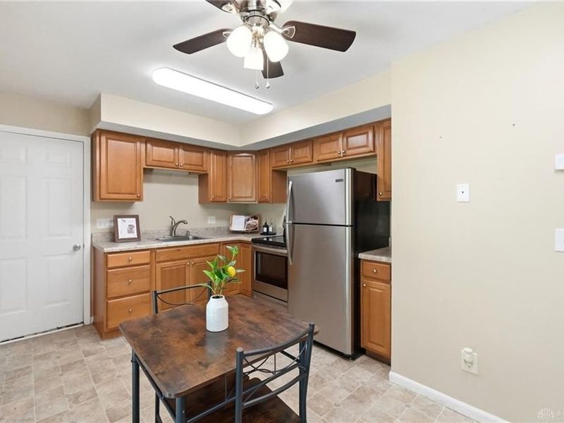 3039 Lynn Haven Street, Springfield, OH 45503 Photo 7