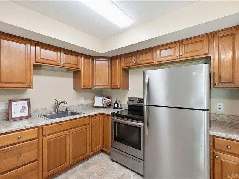 3039 Lynn Haven Street, Springfield, OH 45503 Photo 8