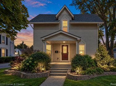 323 E Liberty Street, South Lyon, Mi 48178