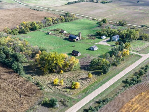 6192 127th Avenue SE, Lisbon, ND 58054
