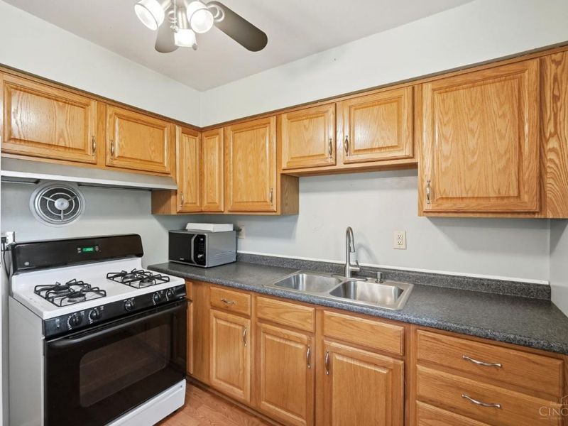 3243 Blueacres Drive, Colerain Township, OH 45239 Photo 14