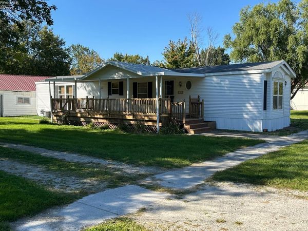 200 N Ontario Street, LaCarne, OH 43439