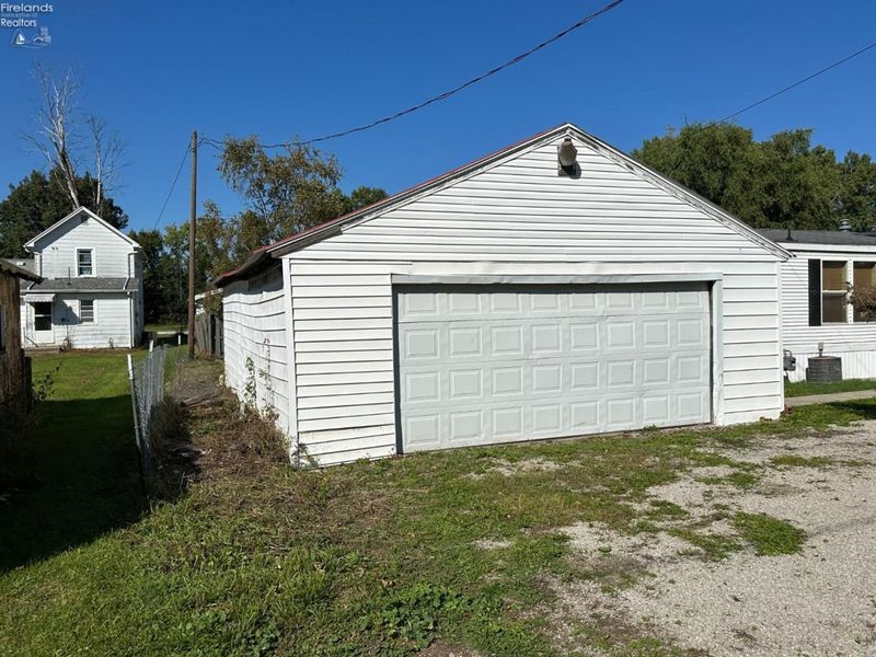 200 N Ontario Street, Lacarne, OH 43439 Photo 7