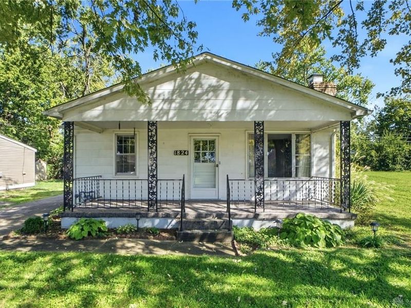 1824 Burrowes Boulevard, Fairborn, OH 45324 Photo 1