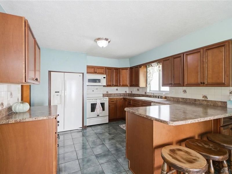 1824 Burrowes Boulevard, Fairborn, OH 45324 Photo 20