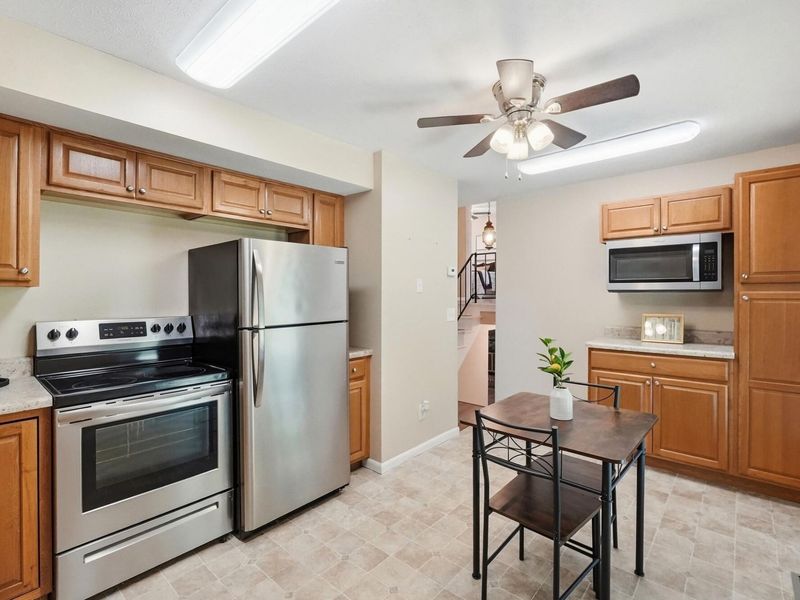 3039 Lynn Haven Street, Springfield, OH 45503 Photo 9
