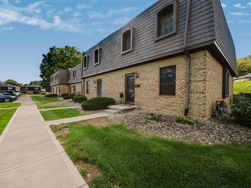 625 Country Club , Unit G6, Newark, OH 43055 Photo 3