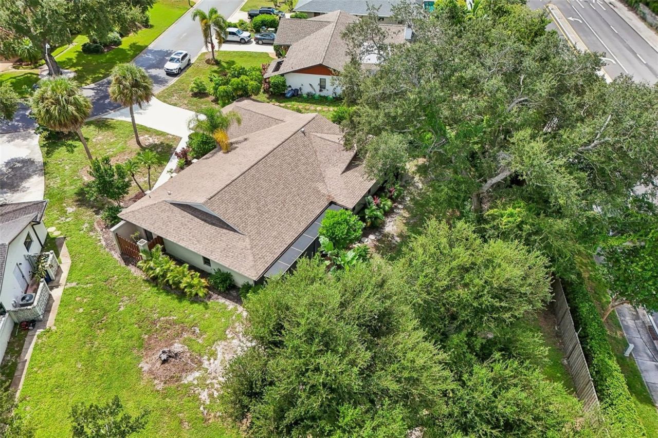 3721 Aster Drive , Sarasota, FL 34233 Photo