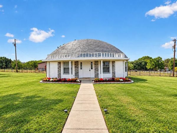 9530 Johns Road , Alvarado, TX 76009