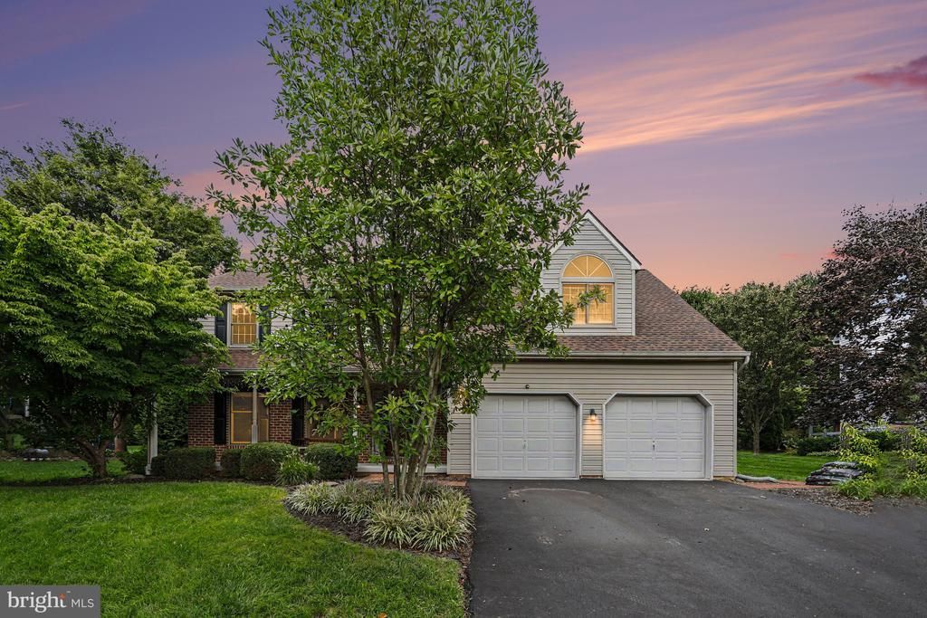 157 Kings Gate Drive, Lititz, PA 17543 Main Photo