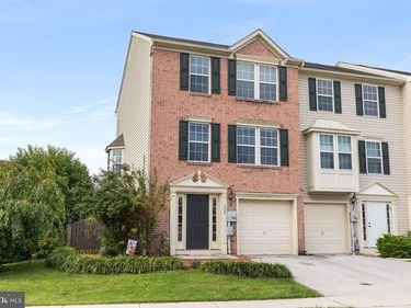715 GRANT DRIVE, HANOVER, PA 17331