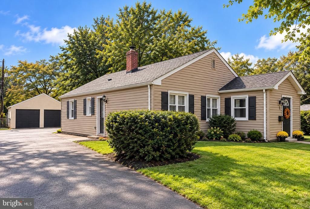 6 PANCOAST AVENUE, ASTON, PA 19014