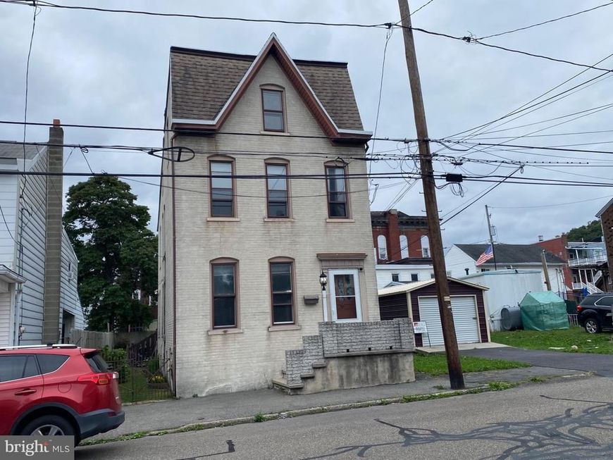 12 Front Street S, Saint Clair, PA 17970 Main Photo