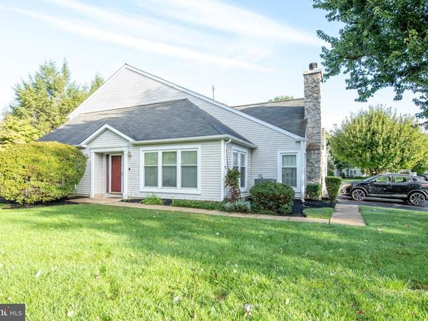 11 GAYLORD COURT , NEWTOWN, PA 18940