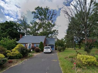 391 MORWOOD ROAD, EARLINGTON, PA 18918