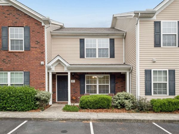 107 Oak Valley Circle , Smyrna, TN 37167