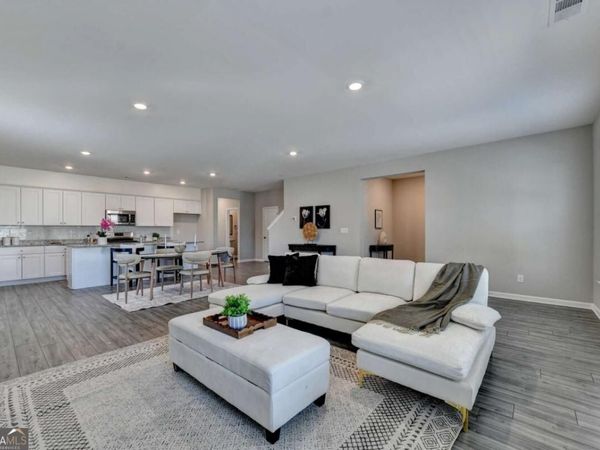 4355 Magpie Drive, Hoschton, GA 30548