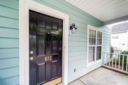 612 Lake Forest Road photo 4