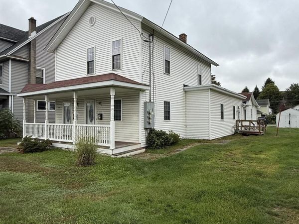 424-426 Main Street, Peckville, PA 18452