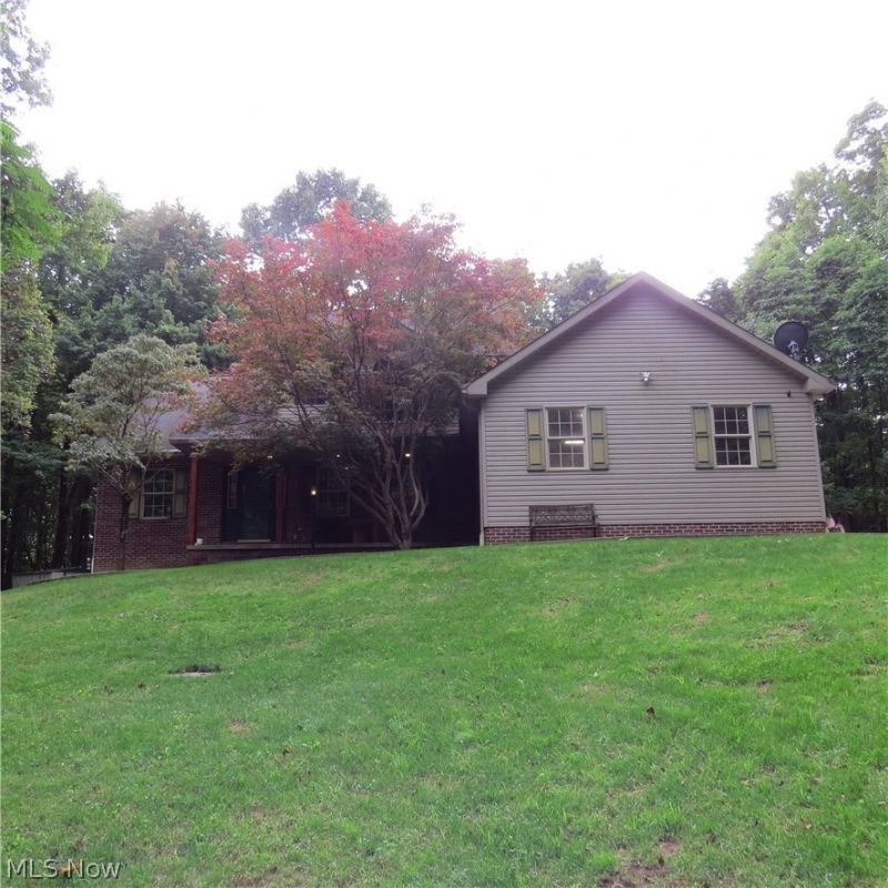 1320 Clay Road Nw, Dellroy, OH 44620 Main Photo