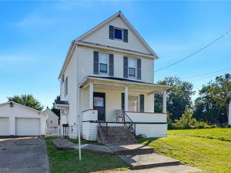 91 Mcnaughton Street, Akron, OH 44305 Photo 2