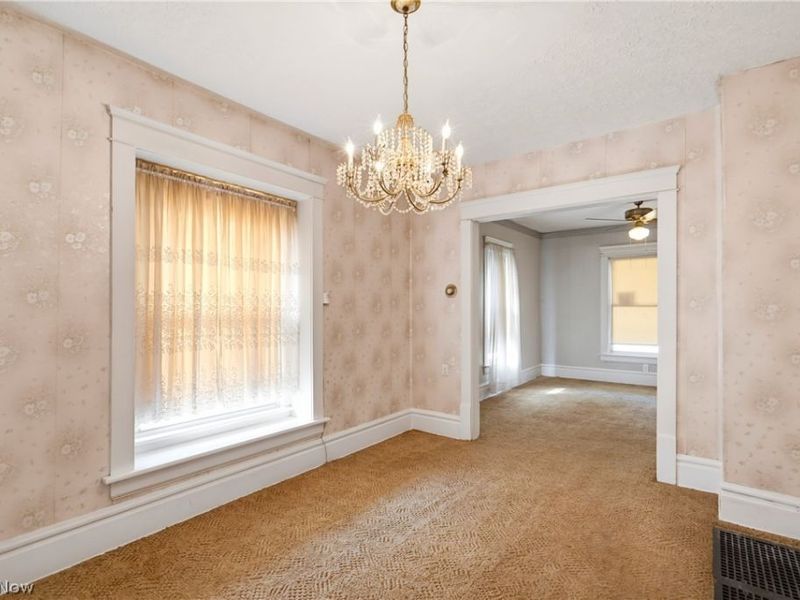 91 Mcnaughton Street, Akron, OH 44305 Photo 7