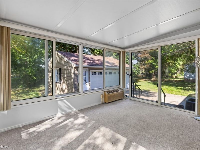 1960 Seneca Road, Euclid, OH 44117 Photo 22