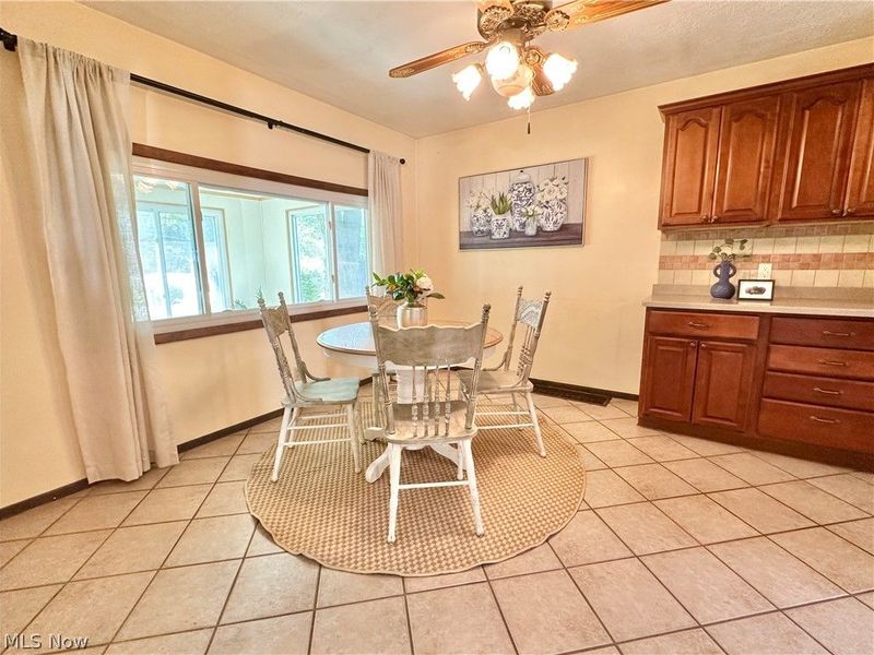 351 Perry Road, Tallmadge, OH 44278 Photo 6