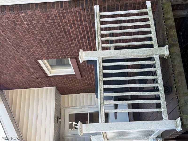 351 Litchfield Road, Akron, OH 44305 Photo 6
