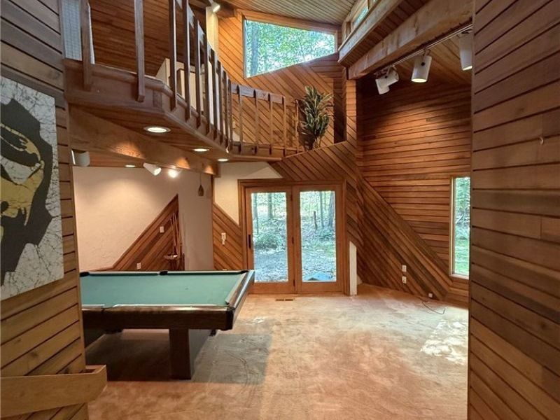 9657 Kim Drive, Chesterland, OH 44026 Photo 5