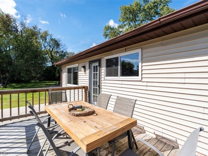 126 Mill Run Drive, Youngstown, OH 44505 Photo 35