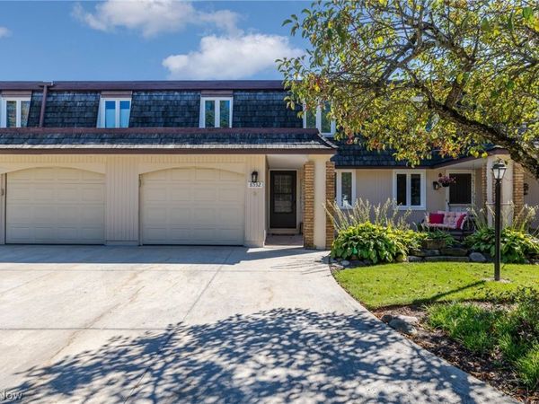 8532 Tanglewood Trail , Chagrin Falls, OH 44023