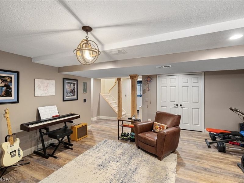 8532 Tanglewood Trail, Chagrin Falls, OH 44023 Photo 26