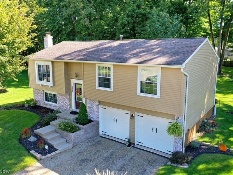 600 Pegotty Court NE, Warren, OH 44484 Photo 3