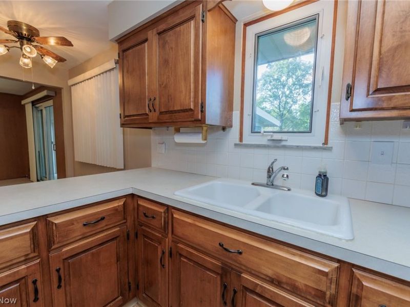 13625 Claremont Avenue, Middleburg Heights, OH 44130 Photo 13