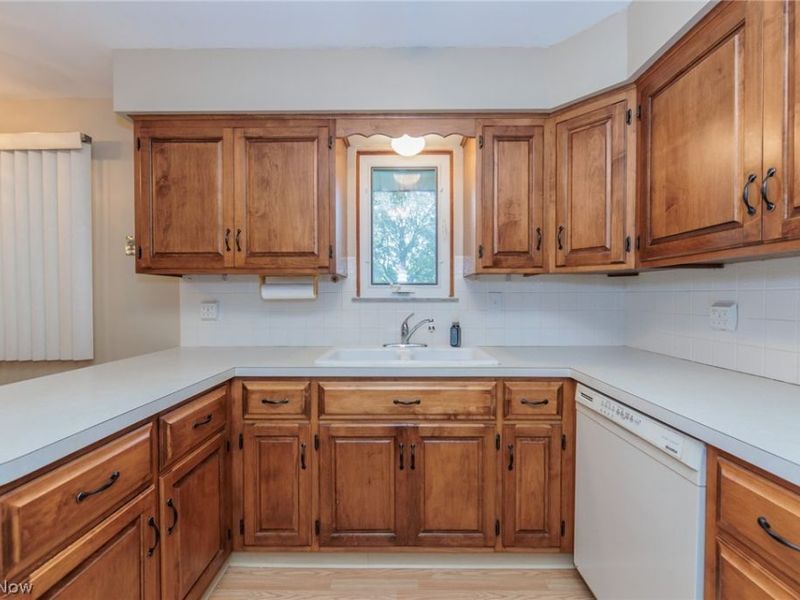 13625 Claremont Avenue, Middleburg Heights, OH 44130 Photo 24