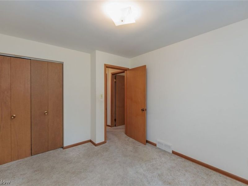 13625 Claremont Avenue, Middleburg Heights, OH 44130 Photo 34