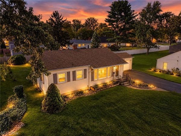 6940 Paxton Road , Youngstown, OH 44512