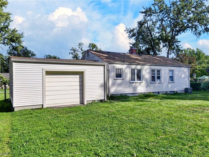6940 Paxton Road, Youngstown, OH 44512 Photo 24