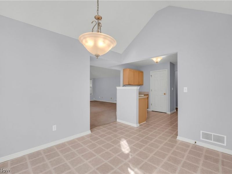 18376 Woodhaven Drive, Strongsville, OH 44149 Photo 16
