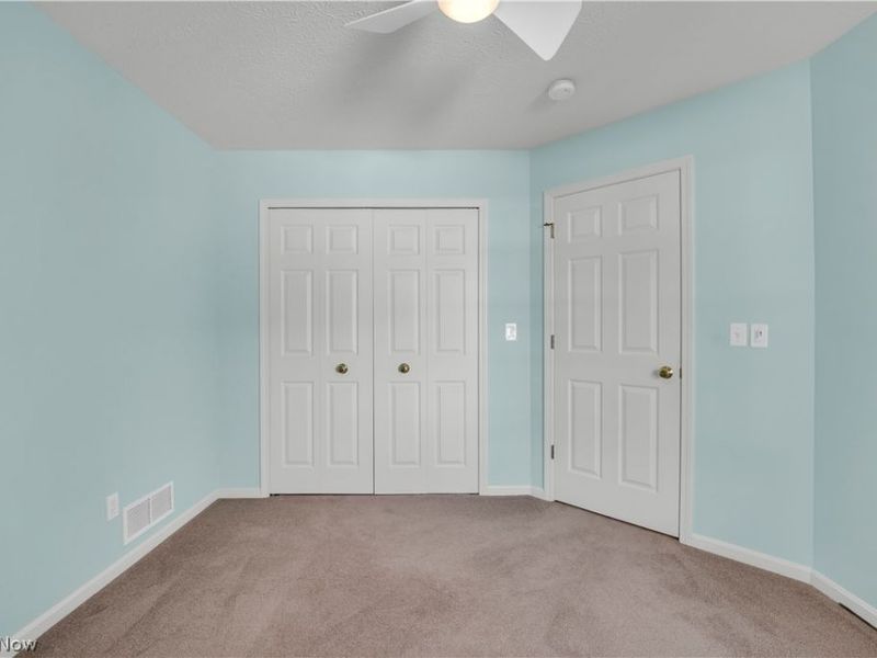 18376 Woodhaven Drive, Strongsville, OH 44149 Photo 21