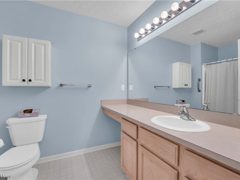 18376 Woodhaven Drive, Strongsville, OH 44149 Photo 28