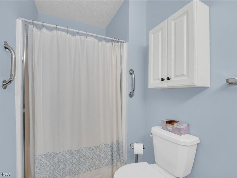 18376 Woodhaven Drive, Strongsville, OH 44149 Photo 29