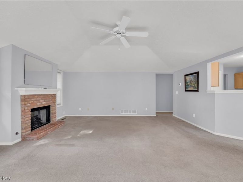 18376 Woodhaven Drive, Strongsville, OH 44149 Photo 8