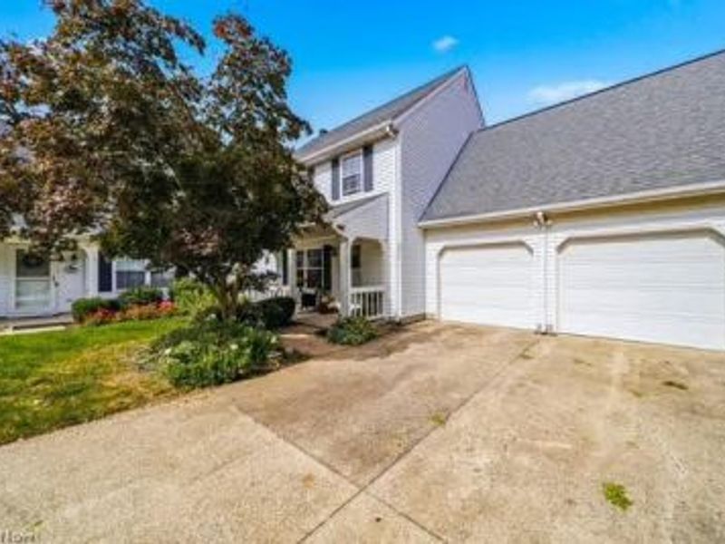 9823 Stratton Court, Mentor, OH 44060 Photo 2