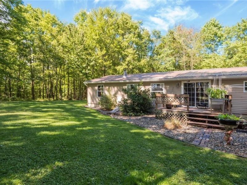 2038 Oldtown Valley Road SE, New Philadelphia, OH 44663 Photo 4
