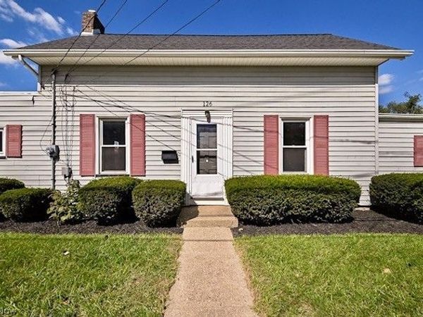 126 Lake Avenue NE, Massillon, OH 44646