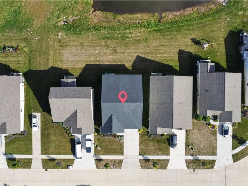 752 Hampshire Court, Amherst, OH 44001 Photo 7