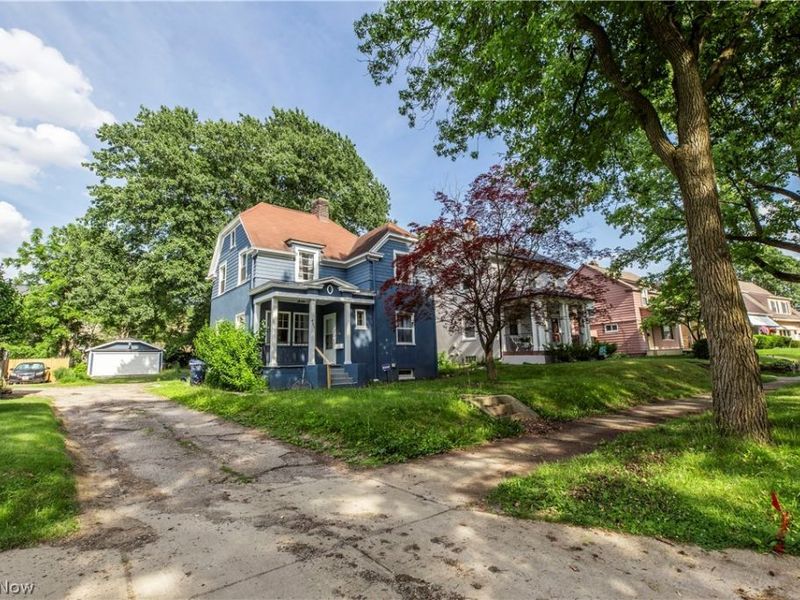 457 S Firestone Boulevard, Akron, OH 44301 Photo 2