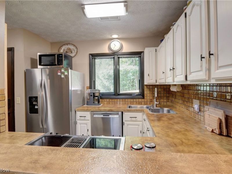 3153 N River Road, Stow, OH 44224 Photo 3